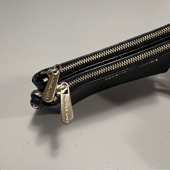 MICHAEL KORS Dual Zip Jet Set Leather Wristlet - Picture 5 of 15